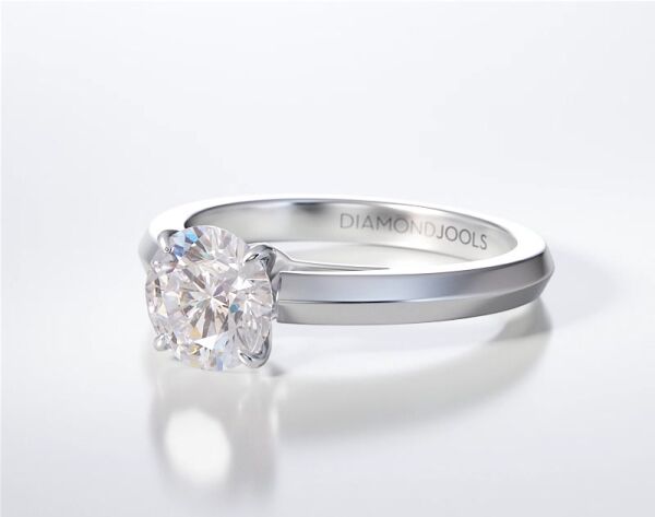 SOLITAIRE RING ENG08
